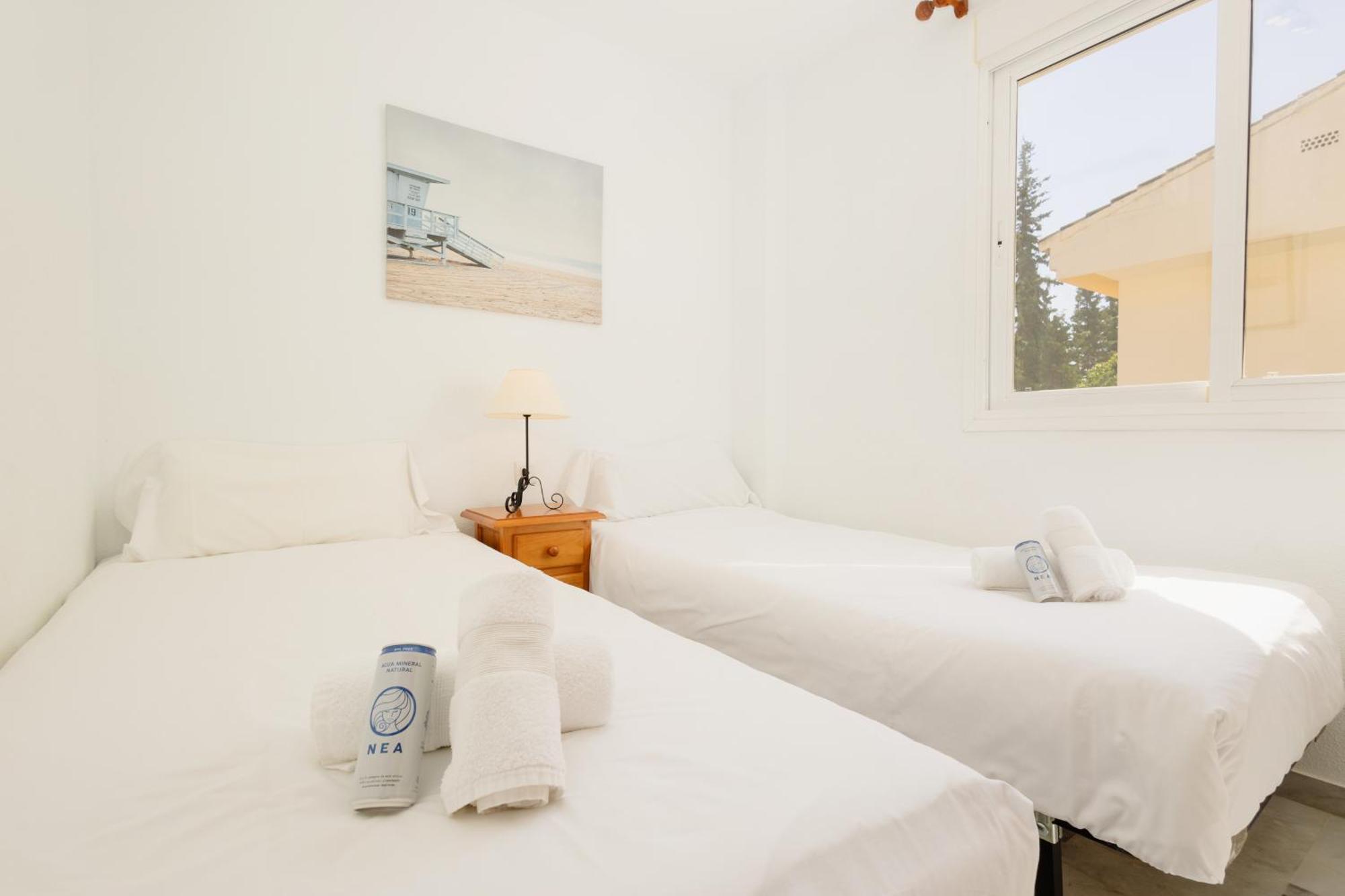 Beautiful Townhouse Walking Distance To The Beach In Costabella, Μαρμπέλλα Εξωτερικό φωτογραφία