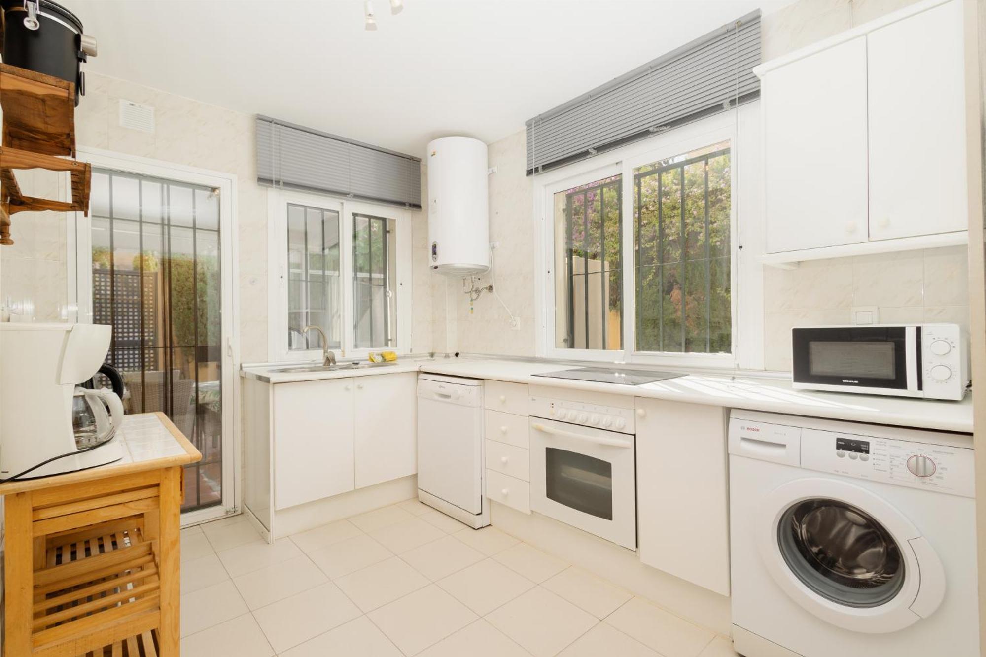 Beautiful Townhouse Walking Distance To The Beach In Costabella, Μαρμπέλλα Εξωτερικό φωτογραφία
