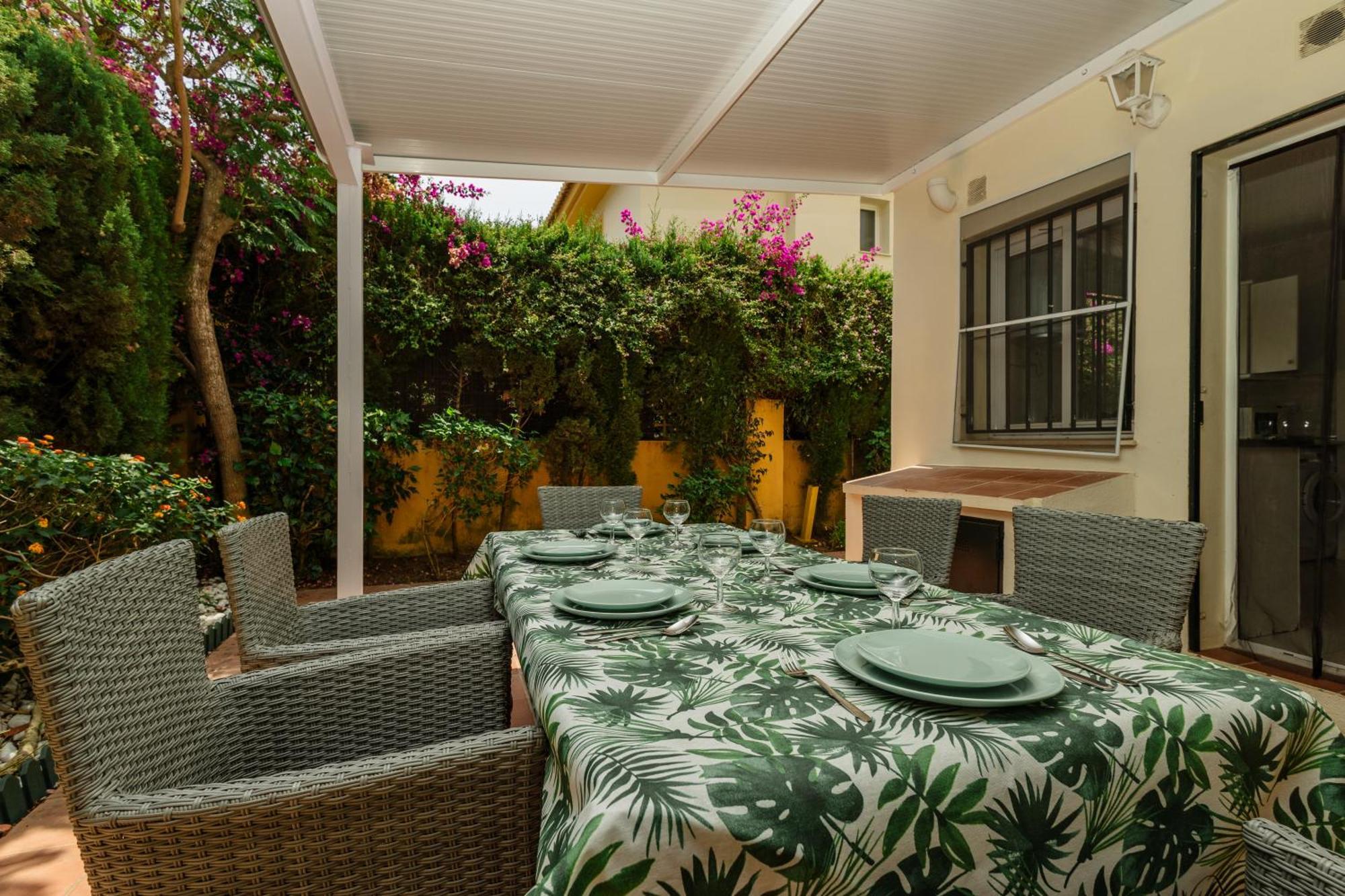Beautiful Townhouse Walking Distance To The Beach In Costabella, Μαρμπέλλα Εξωτερικό φωτογραφία