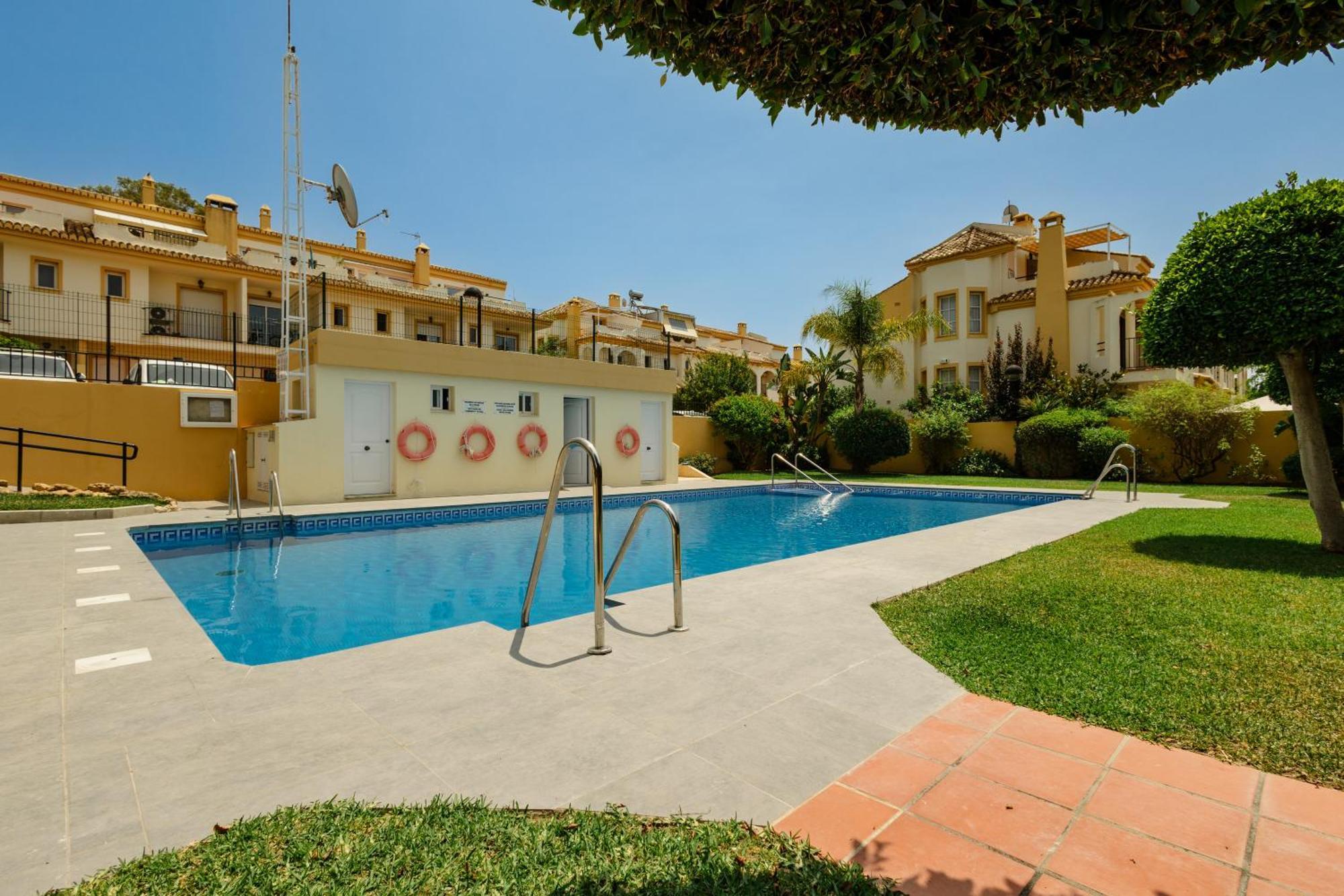 Beautiful Townhouse Walking Distance To The Beach In Costabella, Μαρμπέλλα Εξωτερικό φωτογραφία