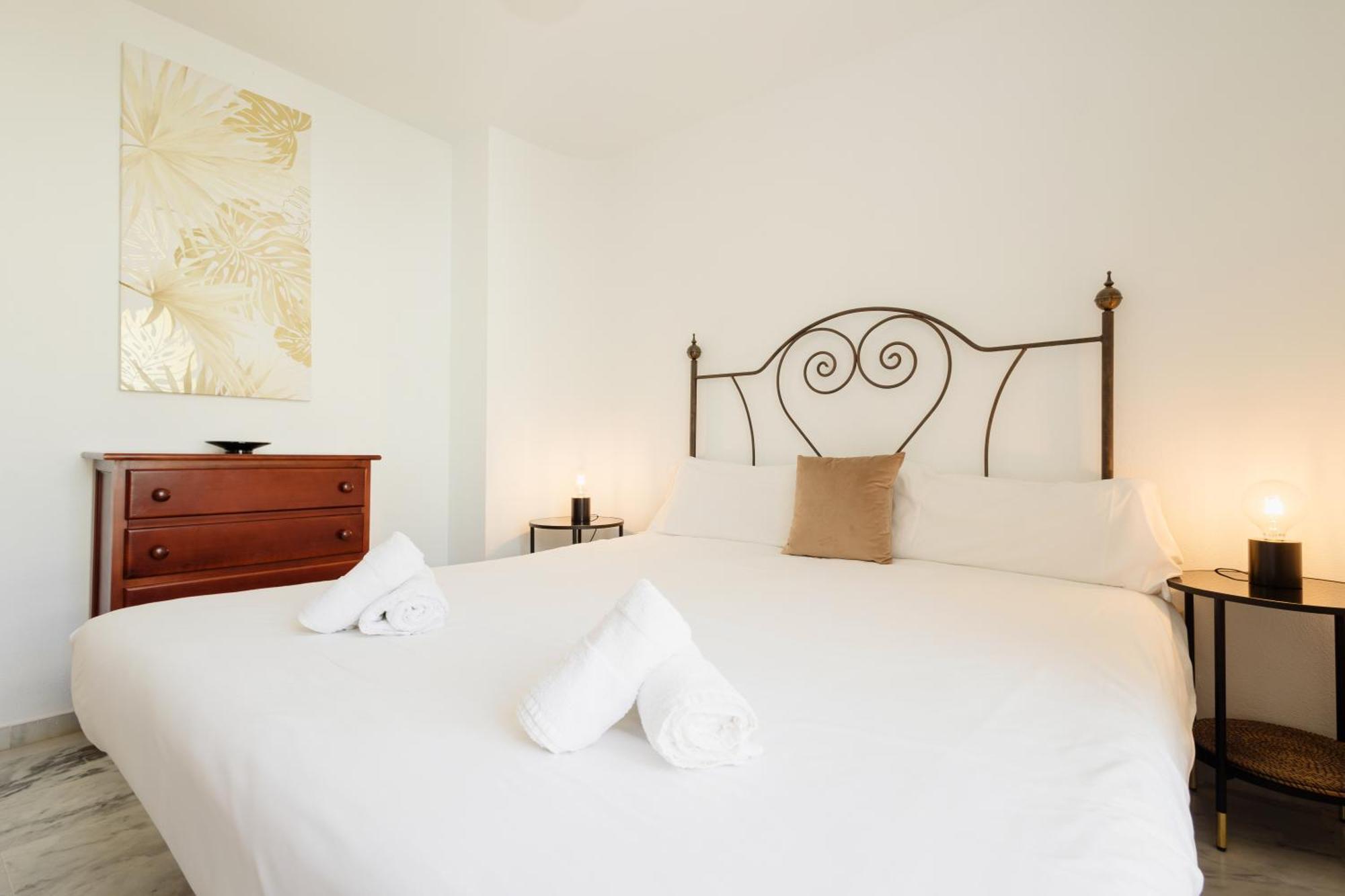 Beautiful Townhouse Walking Distance To The Beach In Costabella, Μαρμπέλλα Εξωτερικό φωτογραφία