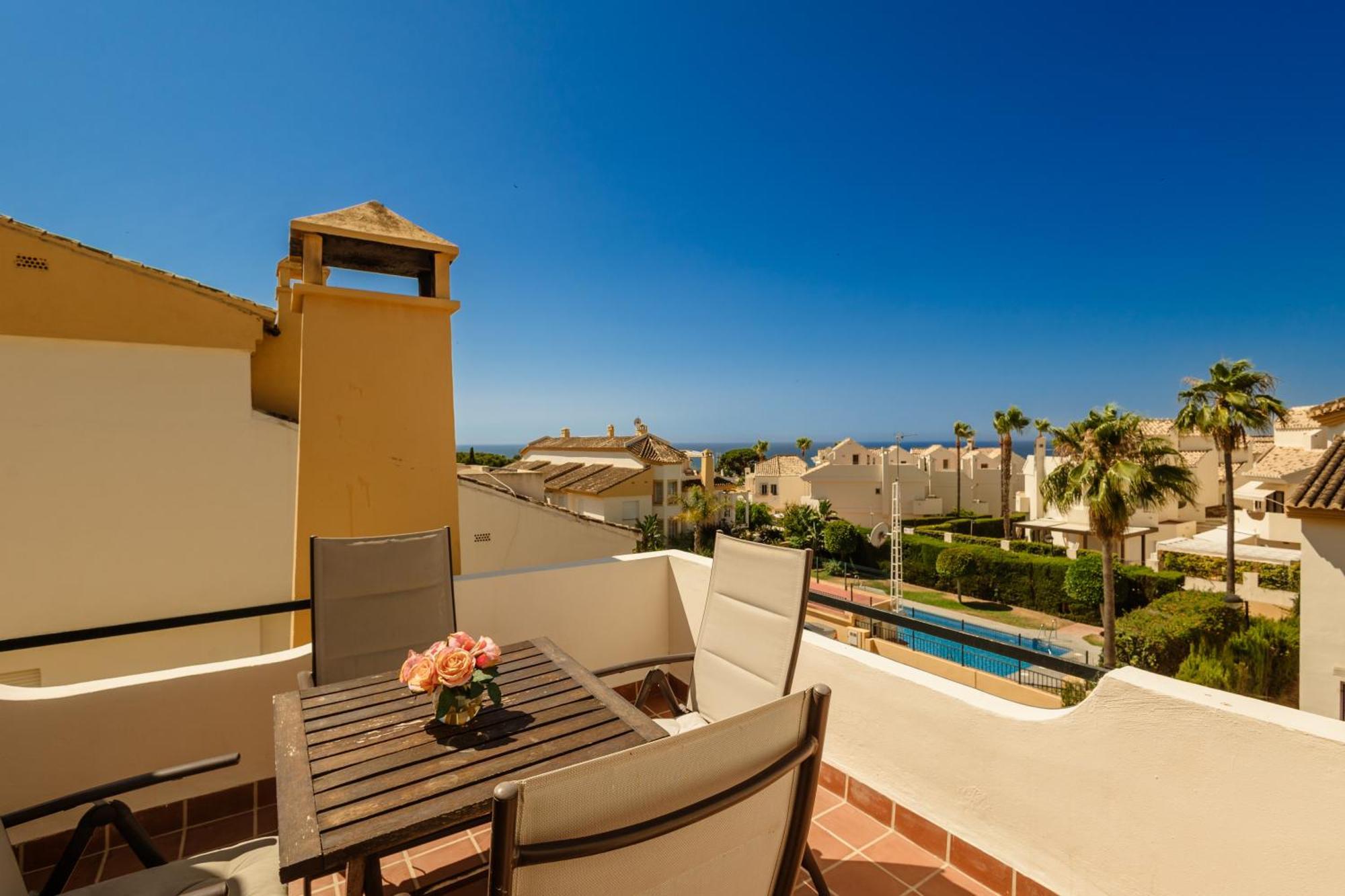 Beautiful Townhouse Walking Distance To The Beach In Costabella, Μαρμπέλλα Εξωτερικό φωτογραφία