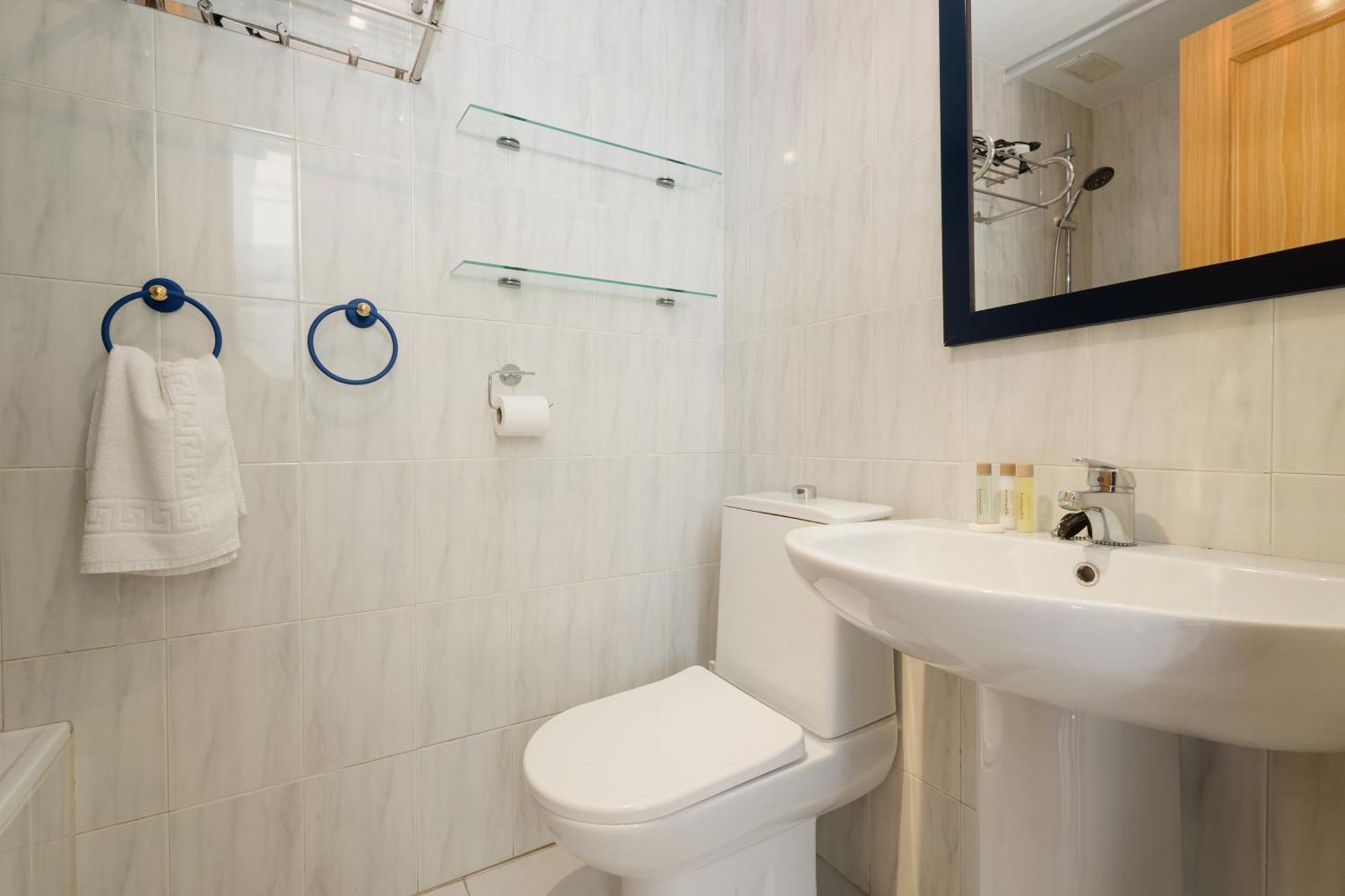 Beautiful Townhouse Walking Distance To The Beach In Costabella, Μαρμπέλλα Εξωτερικό φωτογραφία
