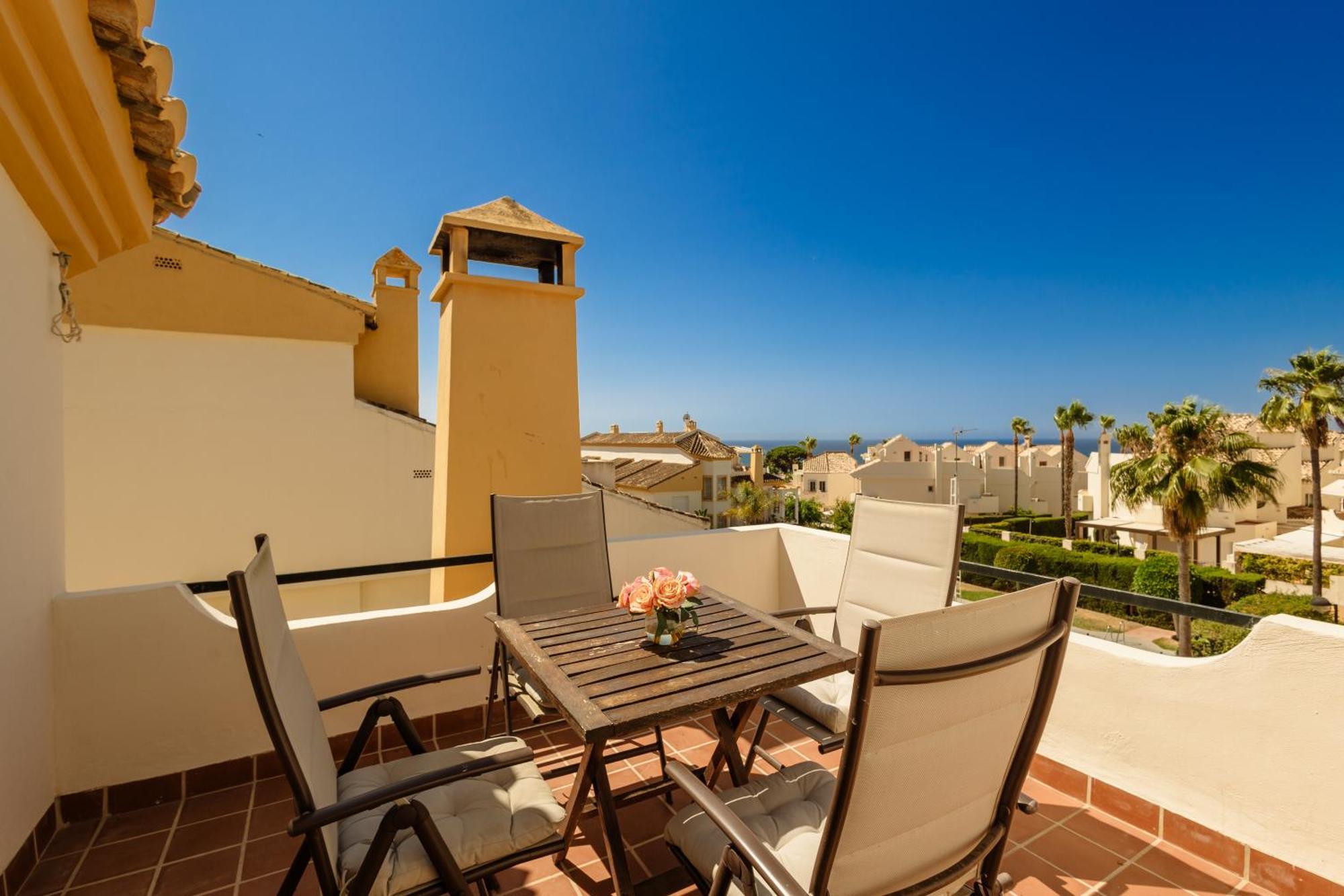 Beautiful Townhouse Walking Distance To The Beach In Costabella, Μαρμπέλλα Εξωτερικό φωτογραφία